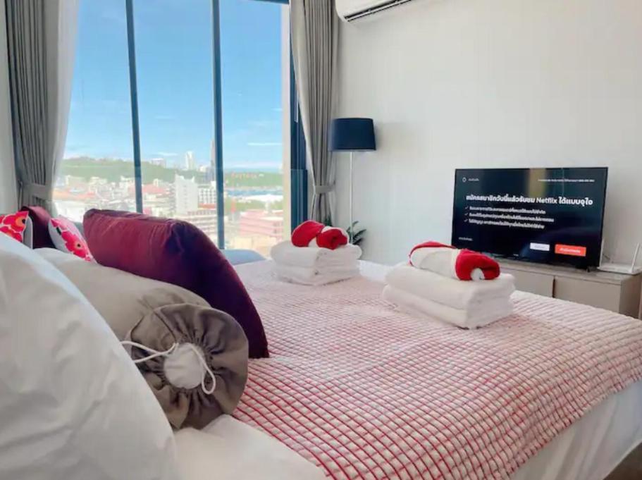 The Edge Central Pattaya Seaview With Infinity Pool & Free Netflix Exterior photo