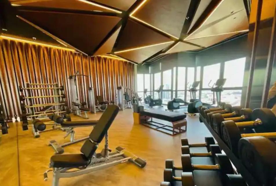 The Edge Central Pattaya Seaview With Infinity Pool & Free Netflix Exterior photo